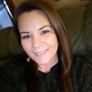 Meet your Posher, Caitlyn